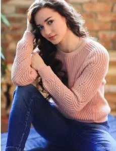 Elite escort service in Parel for home and hotel visits